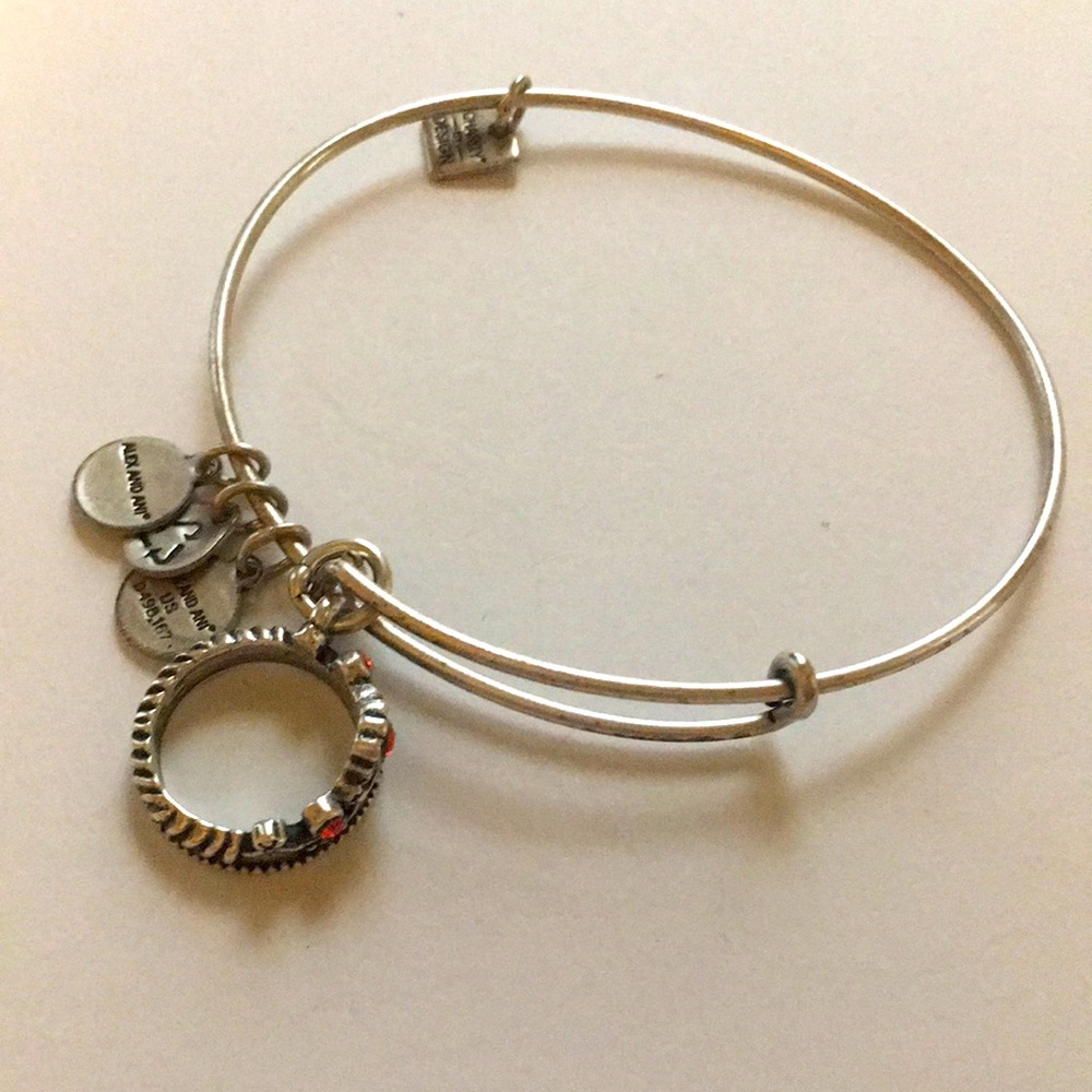 Alex and Ani queen’s crown